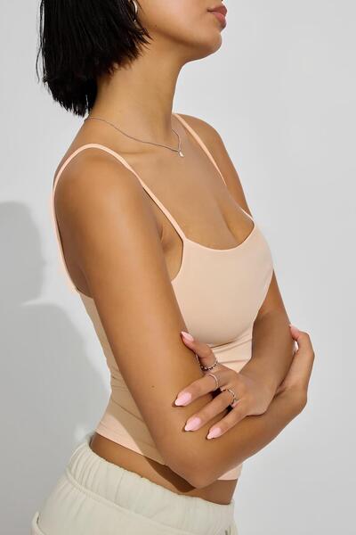 Baluxe Kadın Bej Ince Askılı Pamuklu Bluz