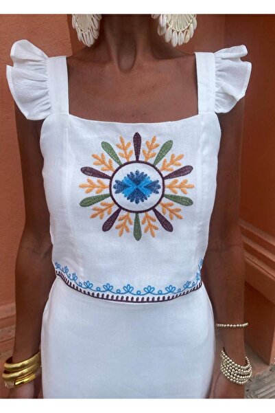 Pulli Collection طقم بلوزة تنورة مطرزة من قماش الكتان