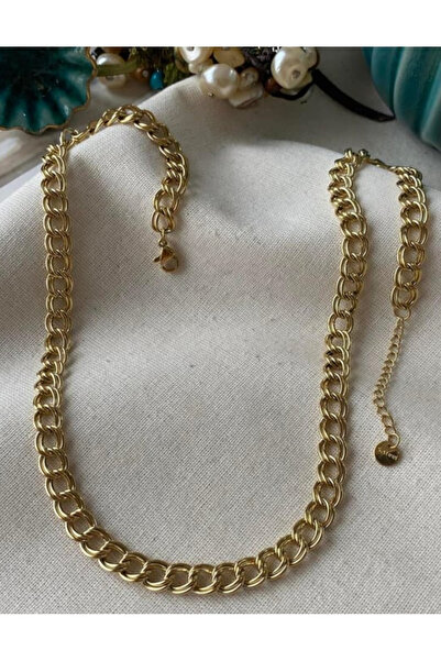 Butik قلادة سلسلة مزدوجة من الفولاذ