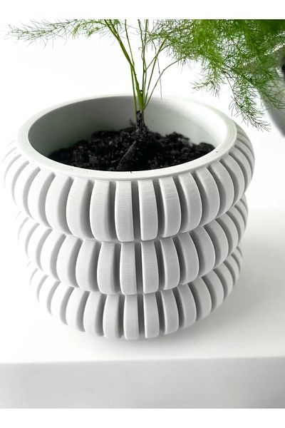 3D Brothers The Jevor Planter Pot with Drainage Tray & Stand   Elegant and Contemporary Plant Display Solution