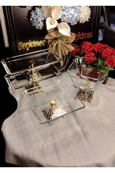 SEÇKİNEV Elit 4 Piece Simple and Stylish Gold Table Presentation Set with Legs