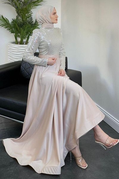 MERVEN AKYÜZ Βραδινό φόρεμα Tiana Sequin Sequin Cream