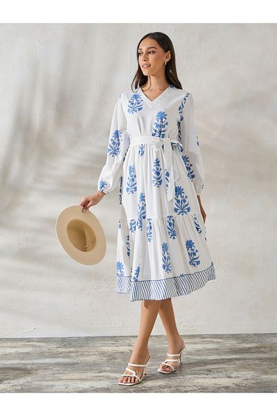 Styli Floral Print Midi Dress with Tie Belt