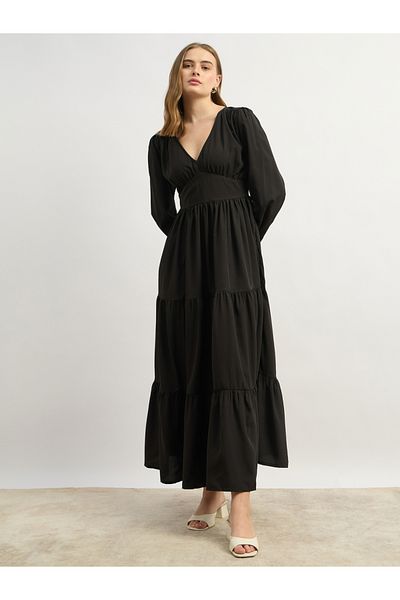 Styli Motley Crew All Over Printed A-Line Maxi Dress with Tie Detail