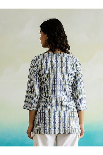 Sanskrutihomes By Styli All-Over Print Notch Neck Regular Fit Top