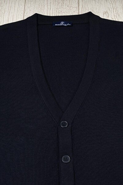 Woolen World Pocketed V-Neck Oversize (Large Size) Buttoned Wool Knitwear Vest