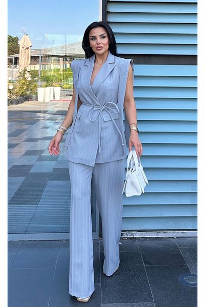 pembekurdelem Gray Women's Striped Tie-Up Vest Attractive Panterena Set