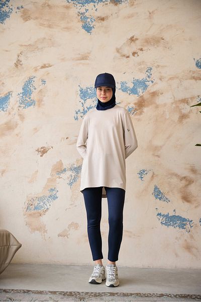 Laina Tunic with Finger Detail