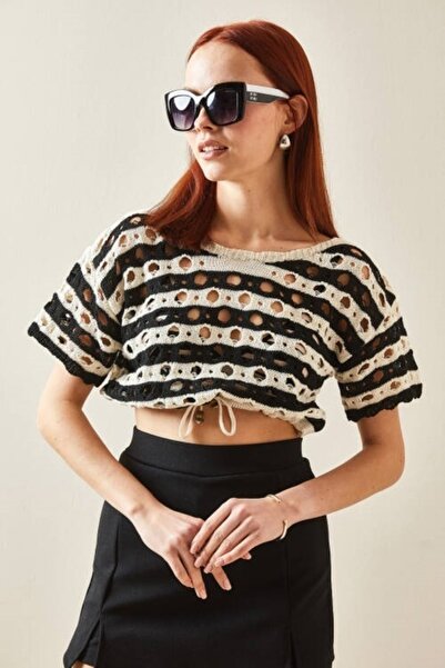 K-ODEA BUTİK Bluză crop ajurata cu dungi alb-negru – tricot scobit, design el...