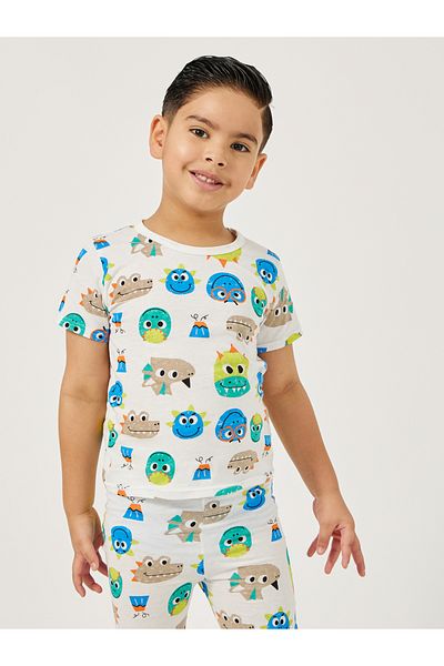 Styli All-Over Print Round Neck T-Shirt and Pyjama Set
