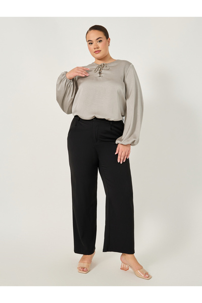 Styli Plus Size Balloon Sleeve Blouse with Tie Up Neck Detail