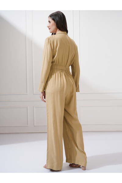 Tokyo Talkies By Styli Solid Notch Label Neck Straight Leg Jumpsuit