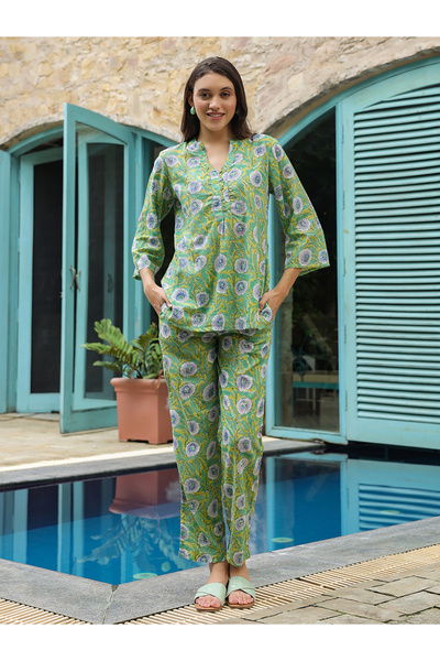 Sanskrutihomes By Styli Printed Cotton Top and Pyjama Set