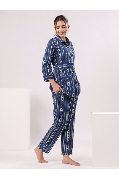 Sanskrutihomes By Styli طقم قميص وبيجامة من القطن المخطط مع تفاصيل الجيب