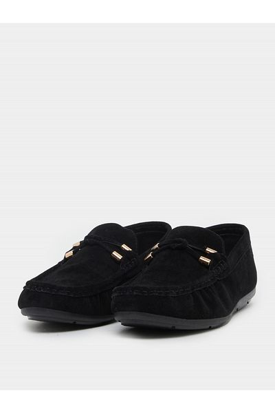 Styli Solid Slip On Low Top Loafers