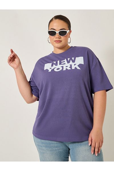 Styli Plus Size Oversized Graphic Print T-Shirt