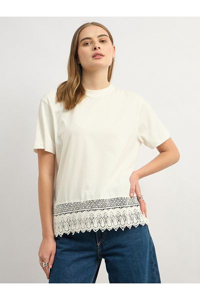 Styli Lace Hem Round Neck Boxy Fit T-Shirt