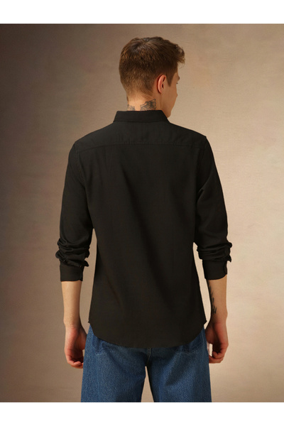 Dennis Lingo By Styli Solid Regular Fit Spread Collar Shirt