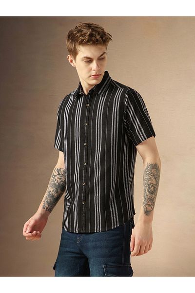 Dennis Lingo By Styli Striped Relaxed Fit Spread Collar Shirt