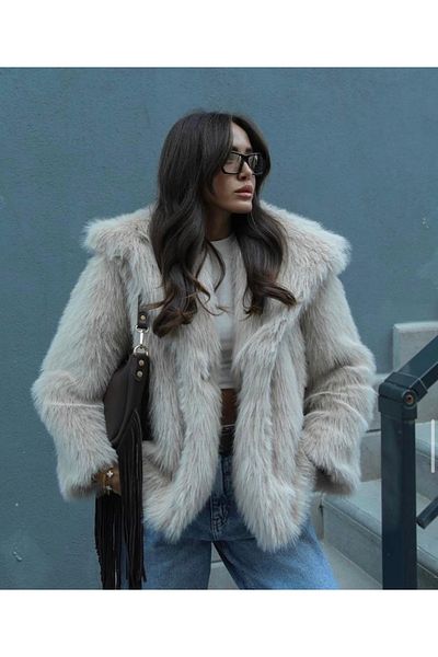 BERİ BUTİK Beigefarbene Premium-Kunstfelljacke für Damen