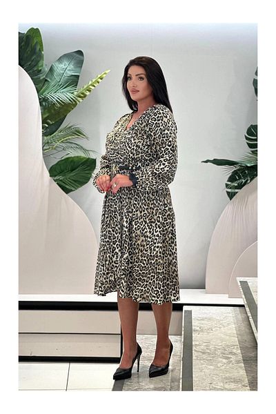 MODATALİKA Ανακαλύψτε το μοντέρνο μας φόρεμα με Leopard Print Plus Size