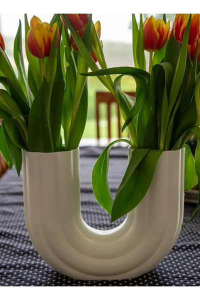 3D Brothers Modern Pipe Vase - Sleek and Stylish Floral Display