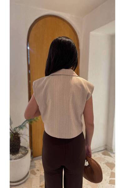 buqre's moda Women's Striped Pocket Cover Detailed Jacket Collar Vest