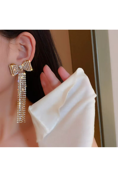 TAKİŞKO KURDELE KÜPE