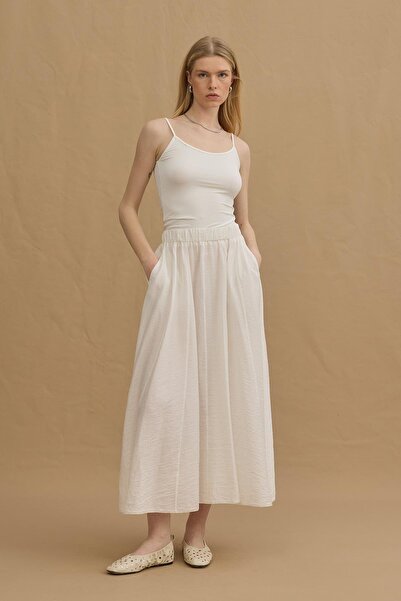 Fahhar Ecru Textured Piece Skirt