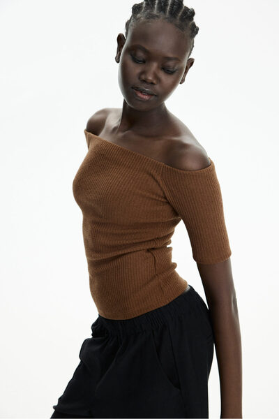 H&M Lastik Örgülü Omuzları Açık Üst