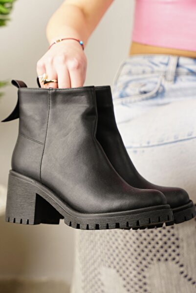 Allyup Günlük Kadın Siyah Bot Fermuarlı Kalın Yüksek Topuklu Traktör Tabanlı Kürklü Astarlı Bootie 2401