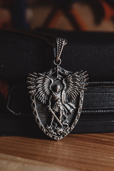 Pangea 925 Silver Başmelek Michael Kalkanı 925 Ayar Gümüş Kolye