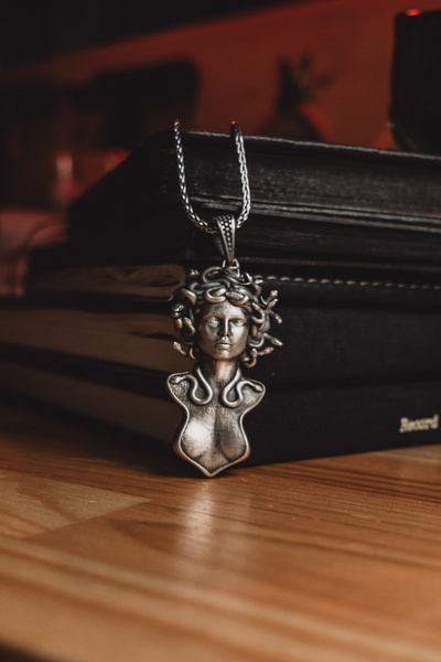 Pangea 925 Silver Gorgon Medusa Yunan Mitolojisi 925 Ayar Gümüş Kolye