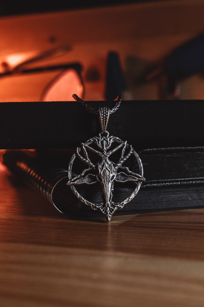 Pangea 925 Silver Pentagram Pagan Kafatası 925 Ayar Gümüş Kolye