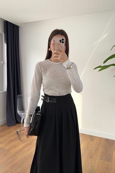 BİRCANÇİL Junak White See-Through Crew Neck Blouse/Body