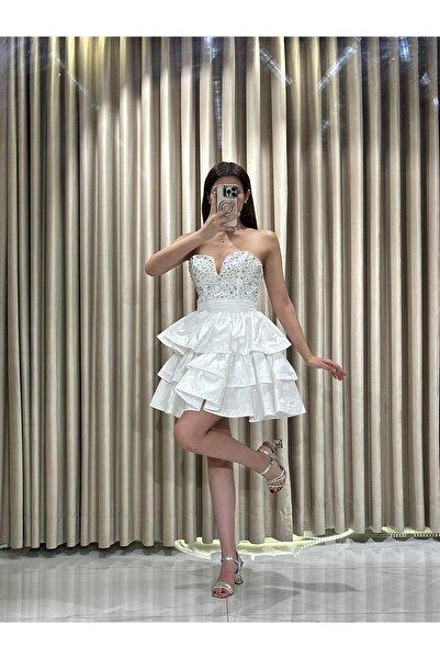 Kaleiçi Yıldızlar Beyaz Mini Boy Eteği Fırfırlı Üstü Taş İşlemeli Abiye Elbise HT5933