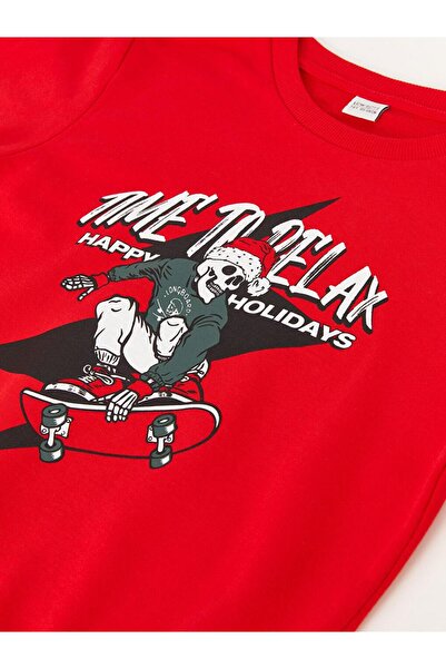 LC Waikiki Crew Neck New Year's Themed Long Sleeve Boy's Sweatshirt (W3)