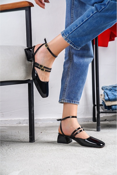 DİVOLYA Kohana Black Blunt Toe Double Helmet Heeled Casual Shoes