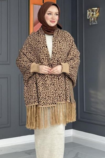 MODAQU Camel Leopard Patterned Knitwear Shawl Poncho