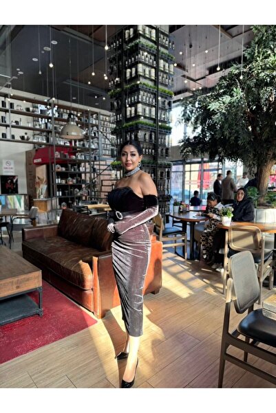 Gülşen Gök Butik Kadife Straples Eldivenli Elbise Siyah