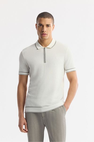 Avva Men's Ecru Polo Neck Textured Rayon Knitwear T-Shirt A51Y5165