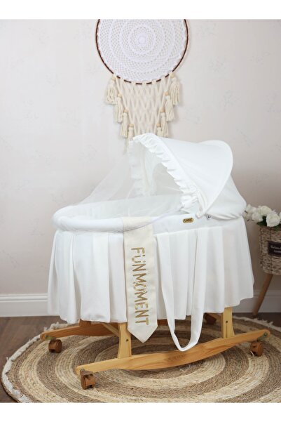 Fun Moment Moses Basket White Color with Wooden Wheels Stand