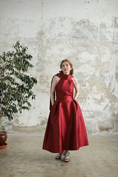 minel aşk Halter Yaka Çıkarılabilir Şal Detaylı Elbise Ekru