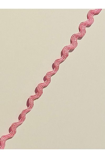 Öztürk Water Stone, Decorative Strip. 1cm X 5 Meters. Light Pink.