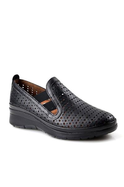 Scavia 02445 حذاء كاجوال جلدي للنساء من Ortho Pedic