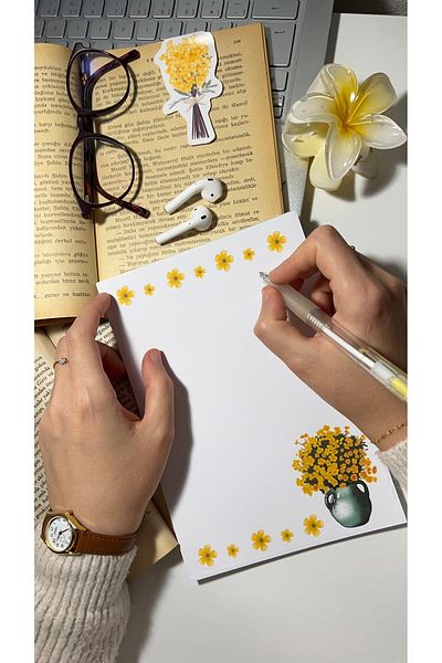 Handeto Kraft Yellow Floral Pattern A5 Notepad - Check Pluck Notebook, Glue Memo Pad, Unlined