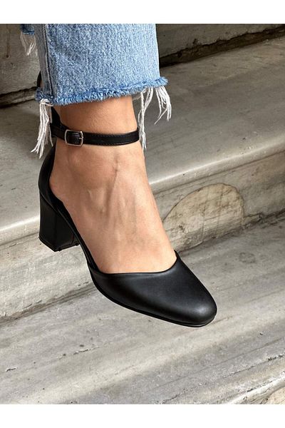 Atelierby DS Mary Jane Women's Heeled Shoes with Black Leather Bracelet