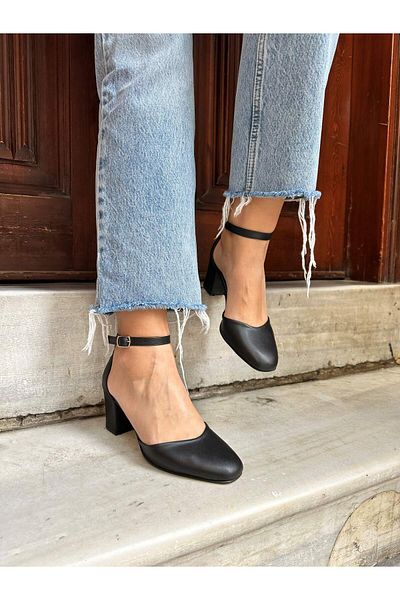 Atelierby DS Mary Jane Women's Heeled Shoes with Black Leather Bracelet