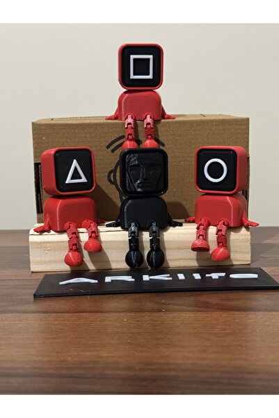 Home Squid Game  Oturan Kırmızı Asker ve Siyah Adam Seti 4'lü