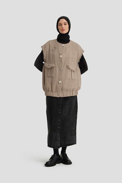 Armine Tweed Practice with 24K4205 Mink Brooch Vest